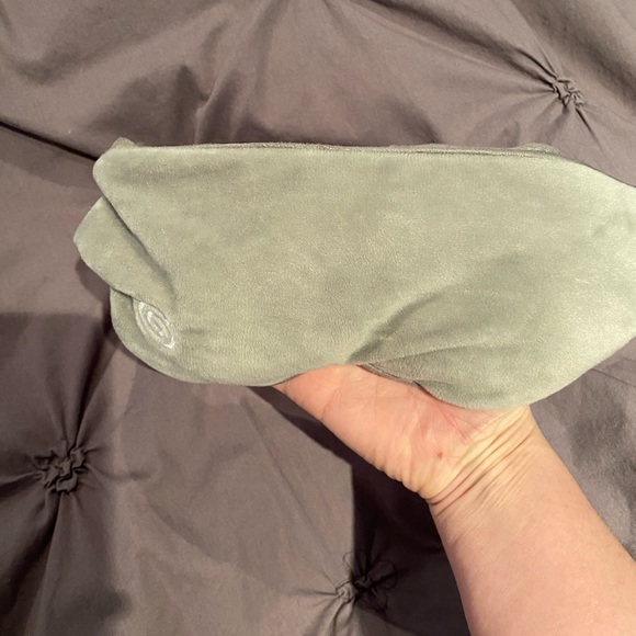 Weighted Eye Mask - Picture 4 of 4